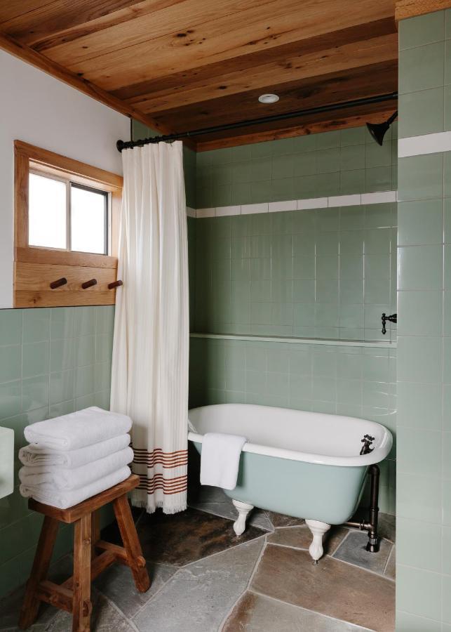 Daunts Albatross Motel Nauders Ngoại thất bức ảnh